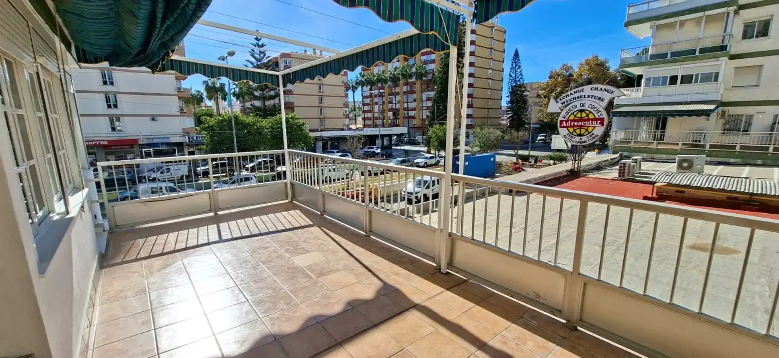 Vista exterior de Pis en venda en Vélez-Málaga amb Aire condicionat i Terrassa