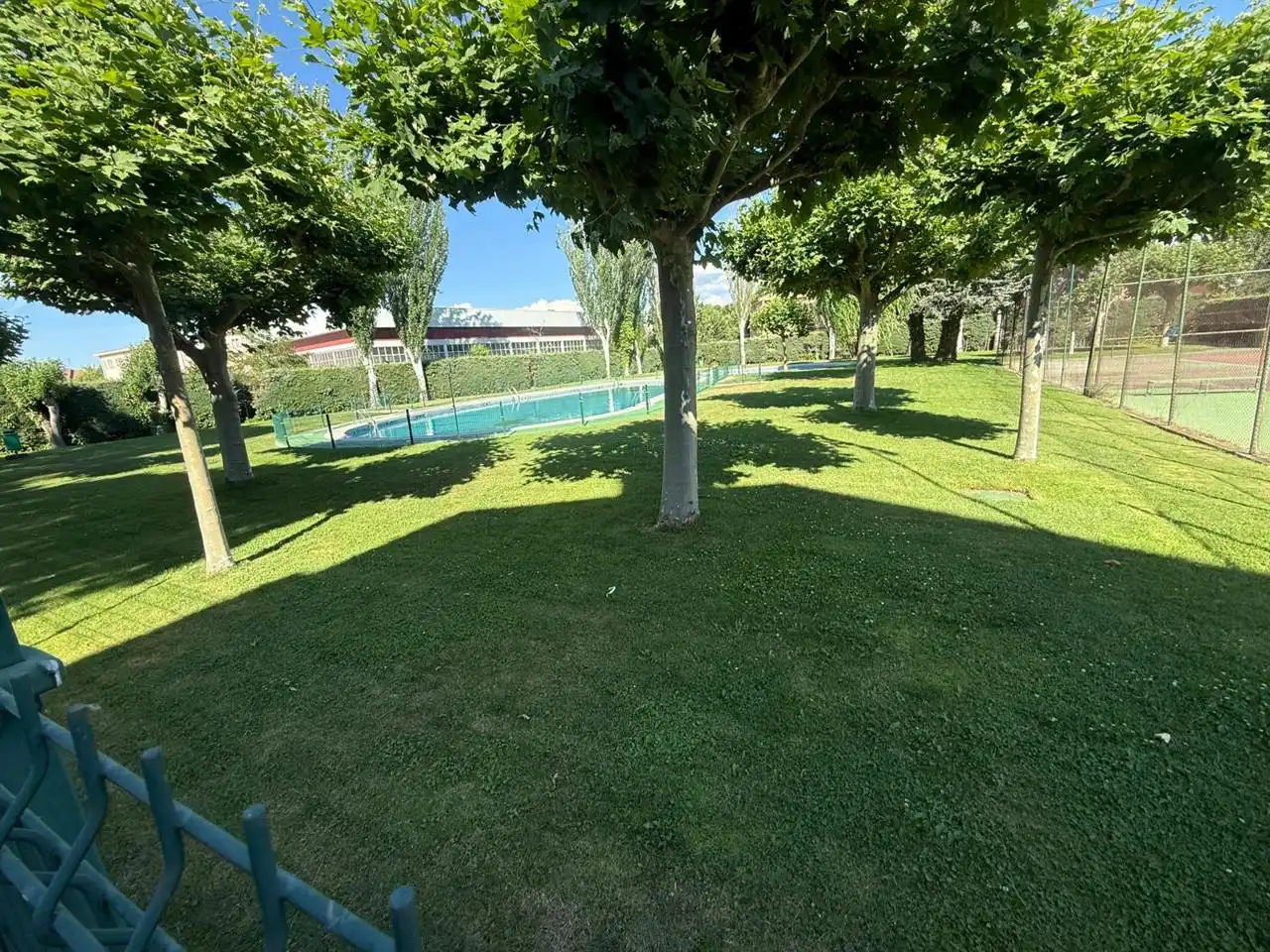 Planta baixa en venda en Collado Villalba amb Calefacció, Terrassa i Traster