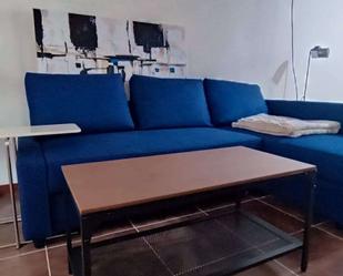 Apartment to share in El Pilar