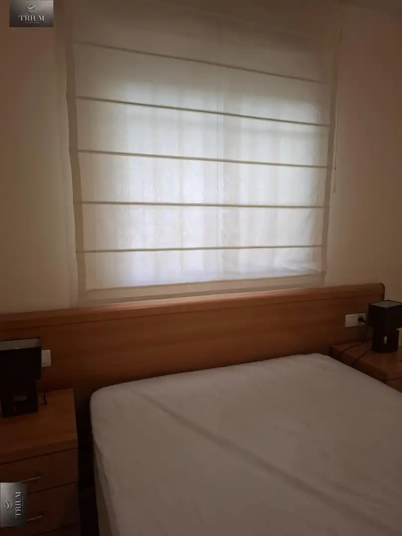 Schlafzimmer von Wohnungen zur Miete in Granada mit Klimaanlage, Heizung und Möbliert