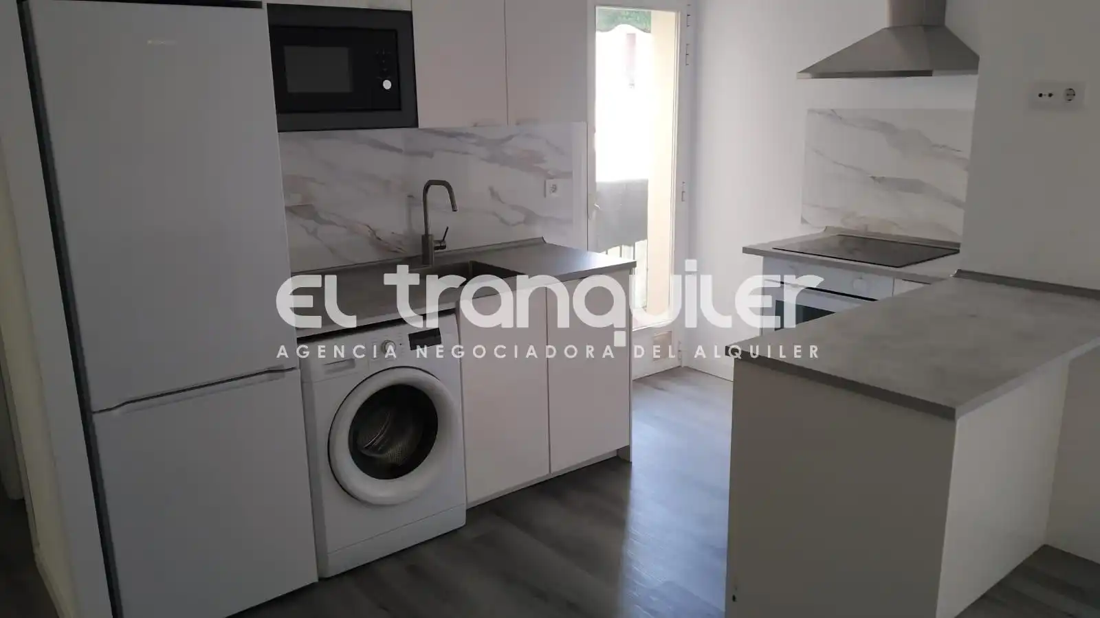 Cocina de Ático de alquiler en Madrid con Aire acondicionado y Terraza