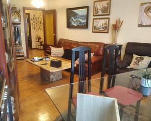 Sala d'estar de Pis en venda en Zamora Capital  amb Calefacció, Parquet i Terrassa