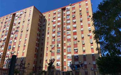 Exterior view of Flat for sale in Castilleja de la Cuesta