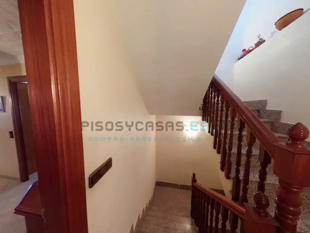 Casa con terraza en venta en Calle Democracia 4, imagen 36