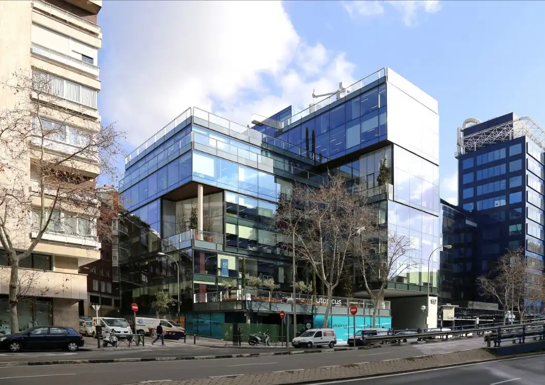 Exterior view of Office for rent in Madrid  with Air Conditioner and Heating