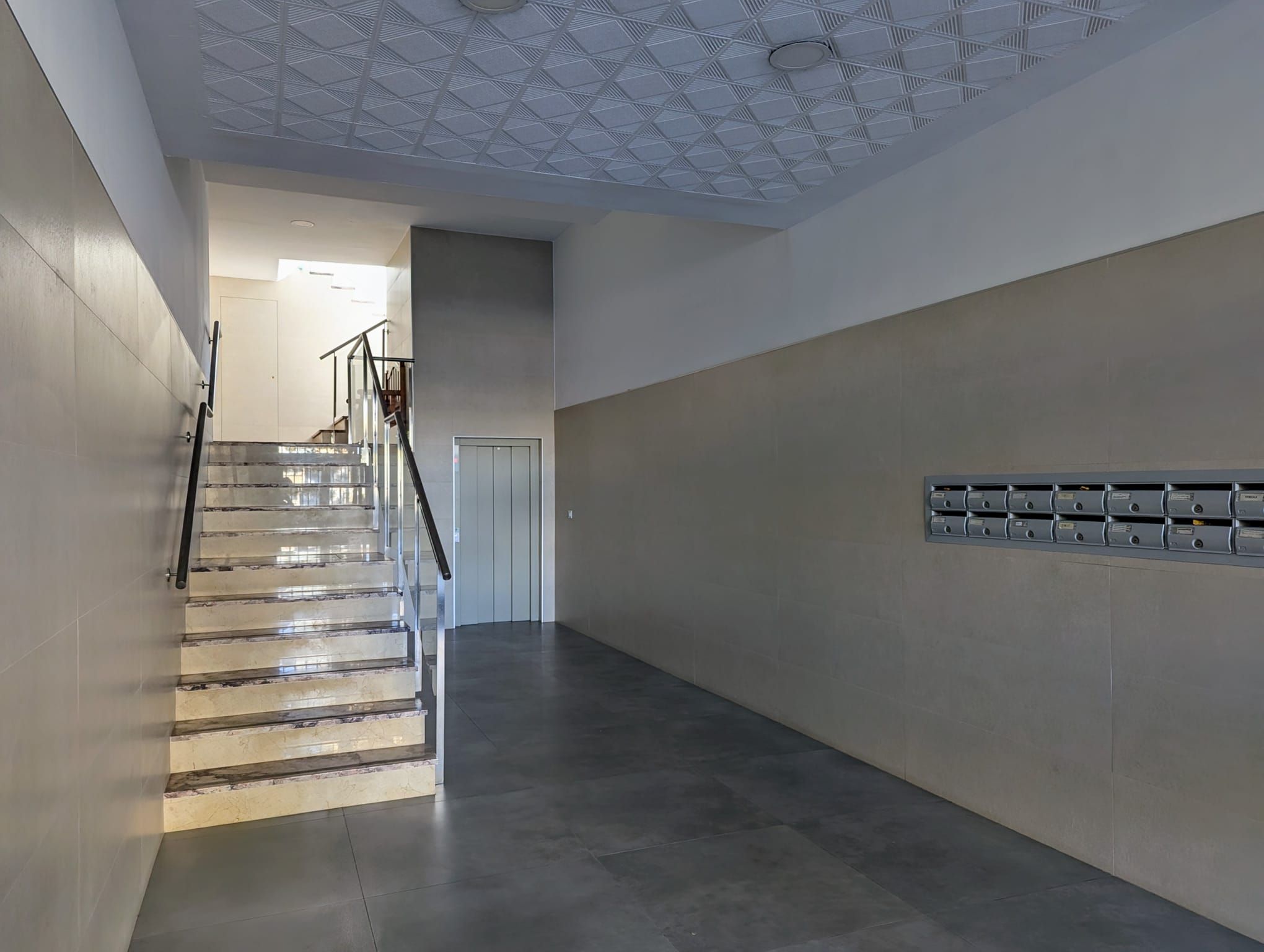 Apartment for sale in  Avenida de la Cruz del Campo, Barrio del Nervión, Nervión,  Sevilla Capital