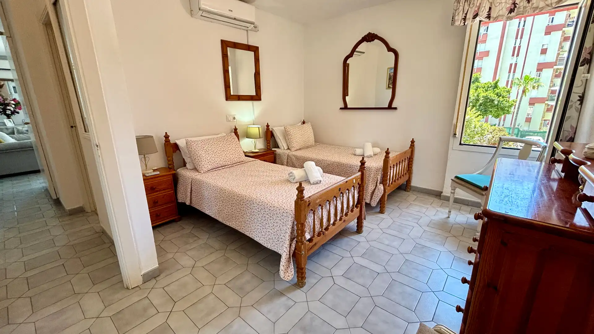 Schlafzimmer von Wohnung zum Verkauf in Benalmádena mit Klimaanlage, Heizung und Terrasse