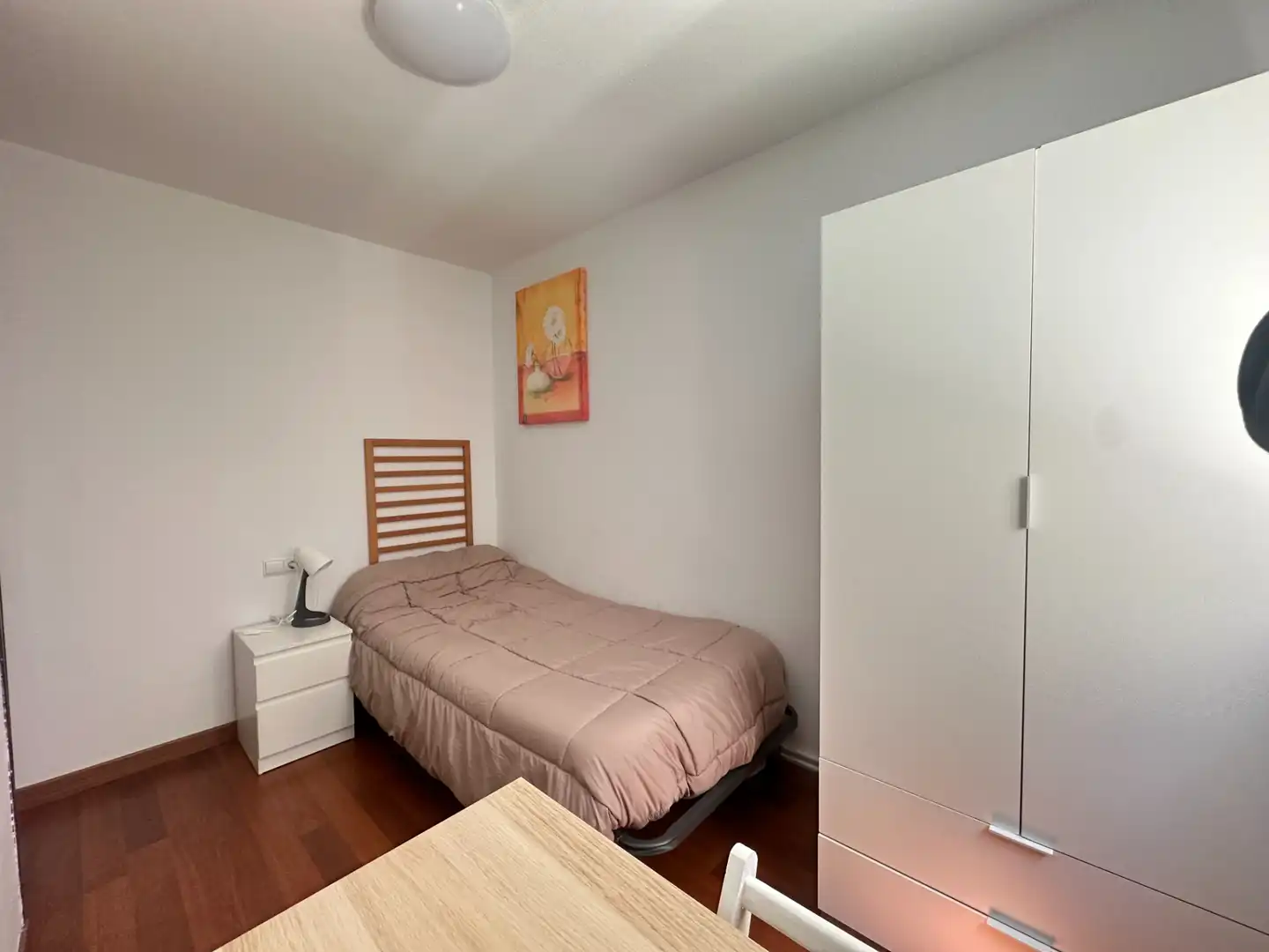Habitación de Piso de alquiler en Santiago de Compostela  con Calefacción y Amueblado