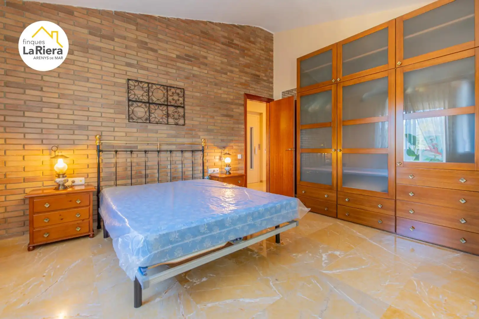 Bedroom of Houses for sale in Arenys de Munt