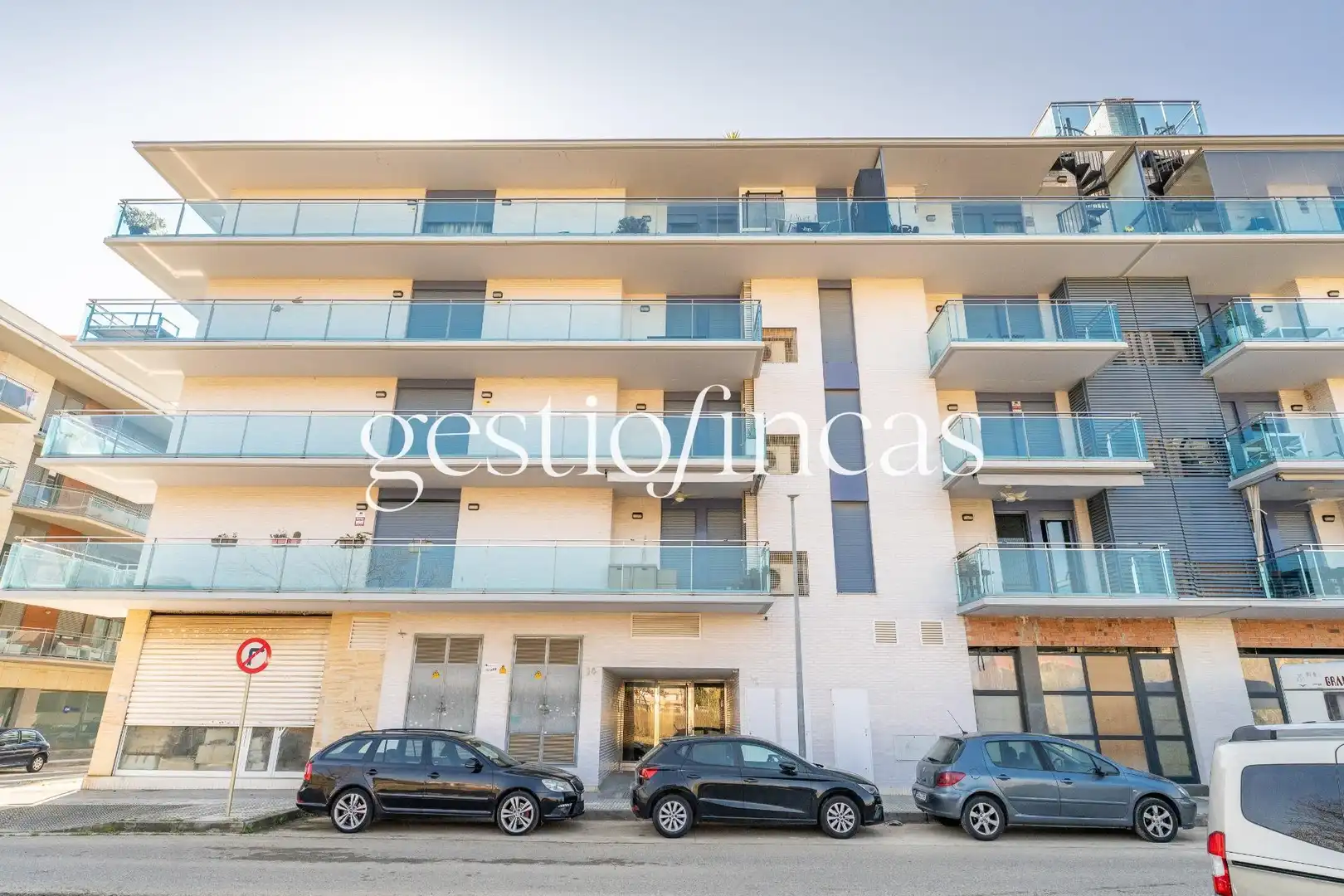 Außenansicht von Wohnung zum Verkauf in Cambrils mit Heizung, Terrasse und Abstellraum