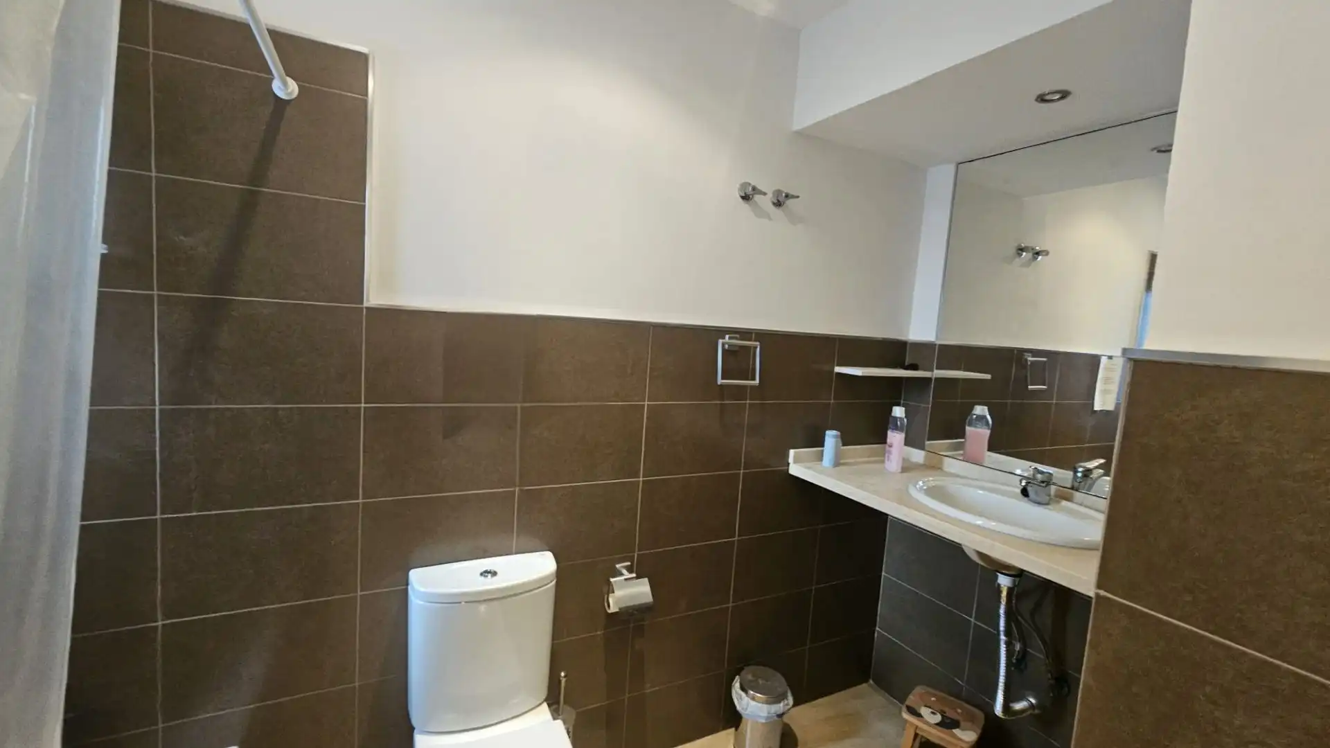 Bany de Casa adosada en venda en Benalmádena amb Terrassa, Moblat i Piscina comunitària