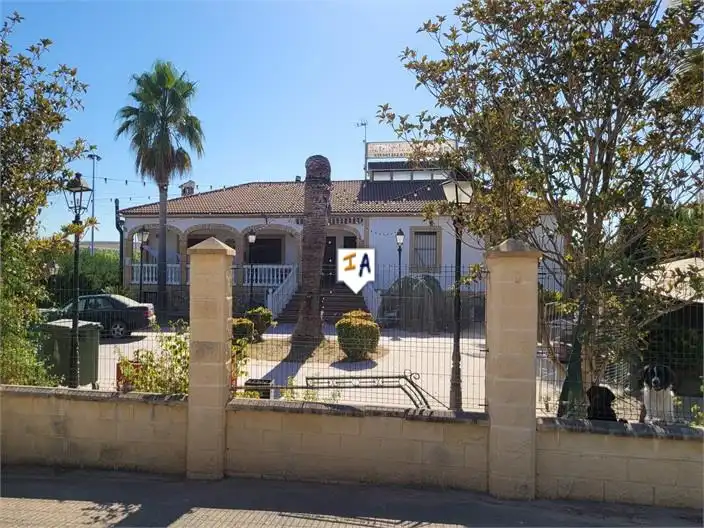 Business premises for sale in Herrera