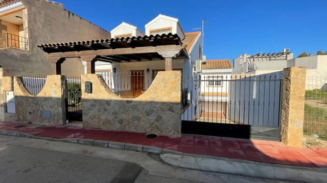 Casa-chalet en Venta en Calle Manuel Martínez Garré en Balsicas