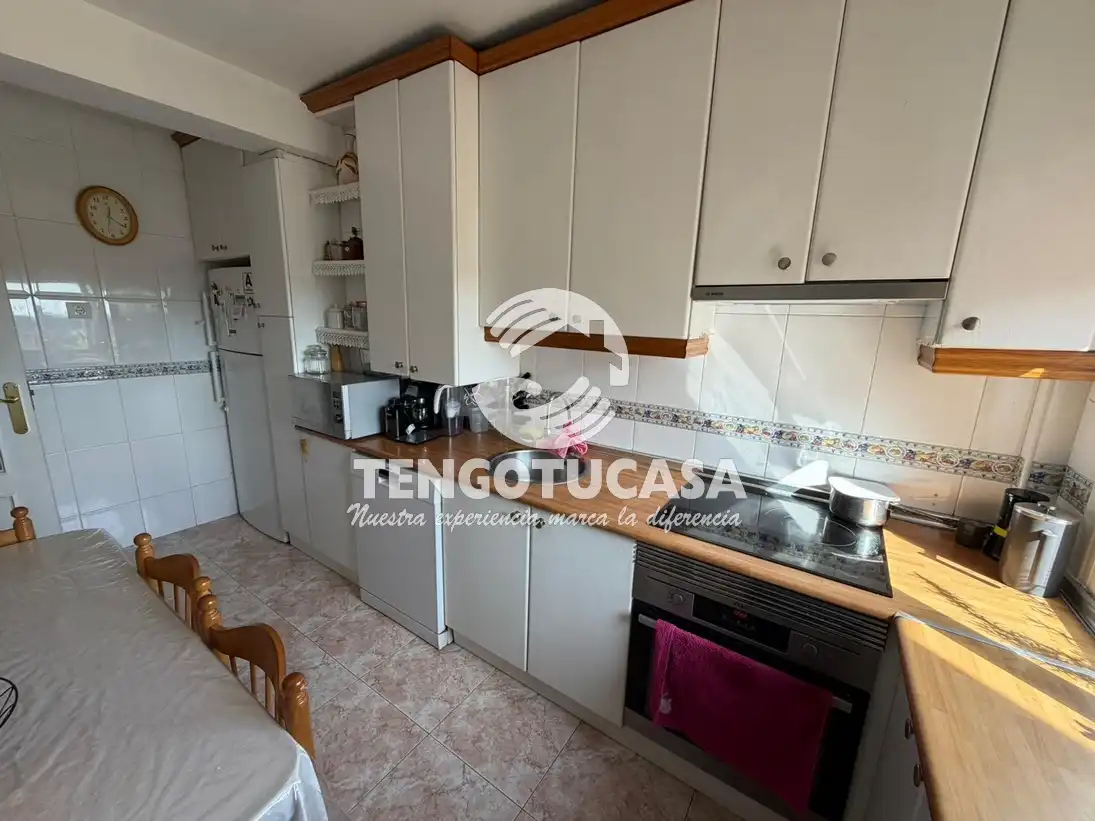 Cuina de Pis en venda en Madrid amb Aire condicionat, Calefacció i Moblat