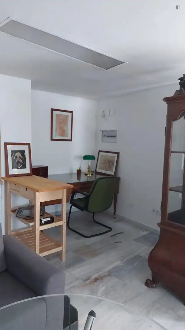 Study for rent in Alfalfa - Santa Cruz