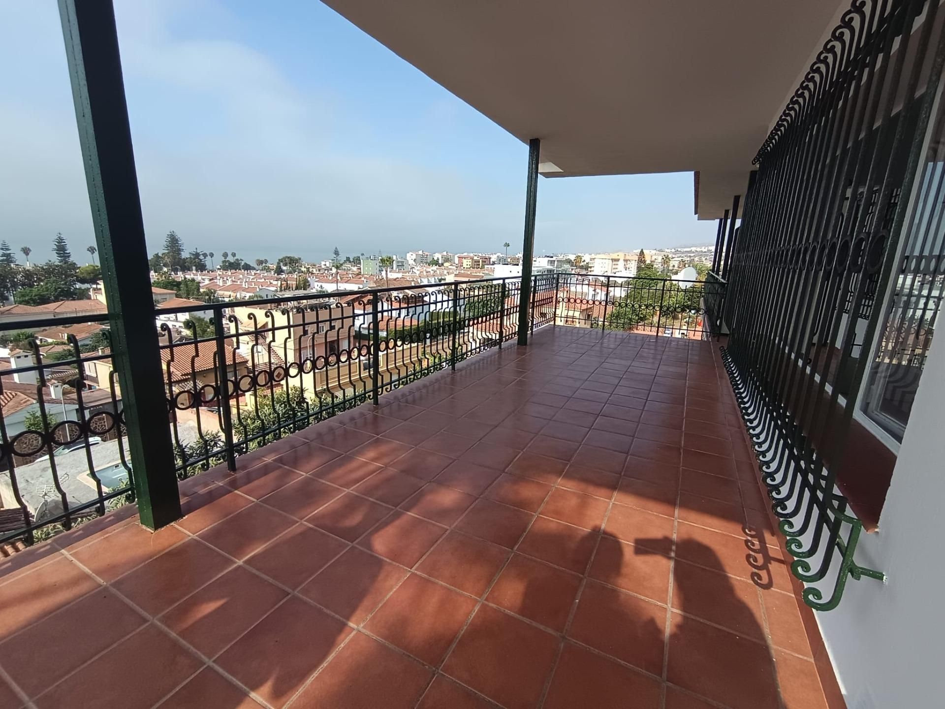 Terrace of Flat to rent in Rincón de la Victoria  with Terrace
