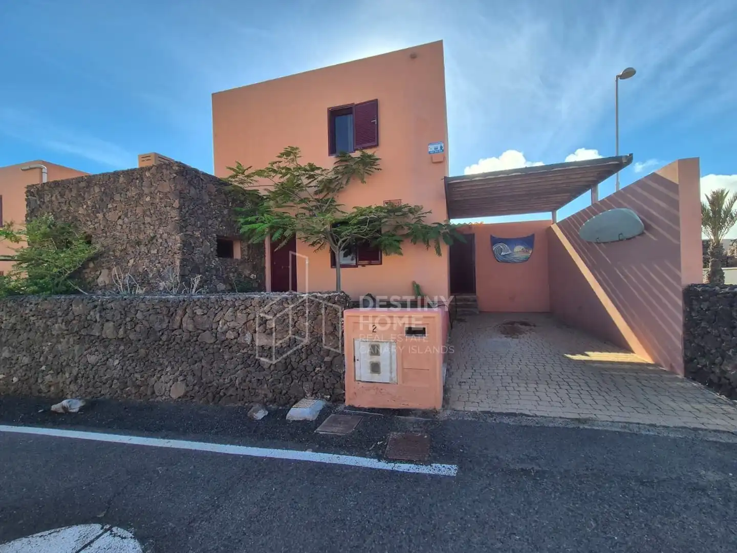 Duplex with pool for sale in Corralejo