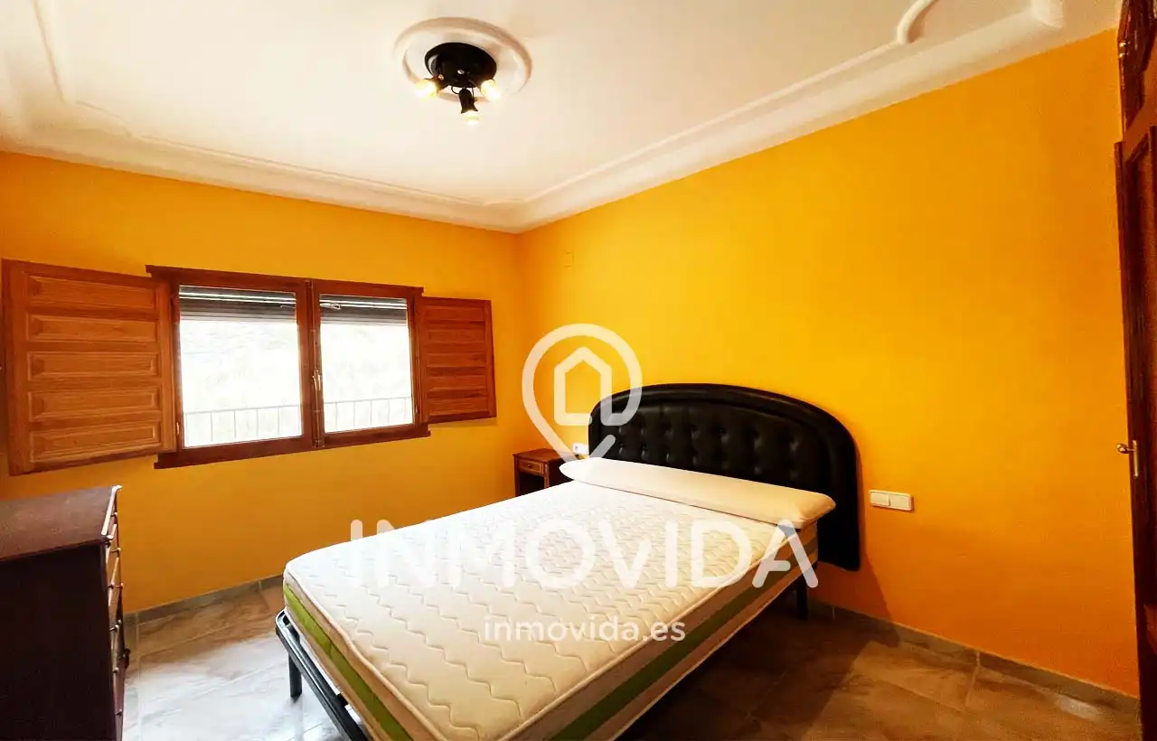 Dormitori de Casa o xalet en venda en Xàtiva amb Aire condicionat, Terrassa i Traster