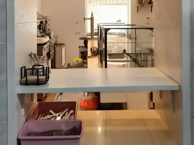 Cuina de Local en venda en Alzira amb Aire condicionat, Calefacció i Terrassa