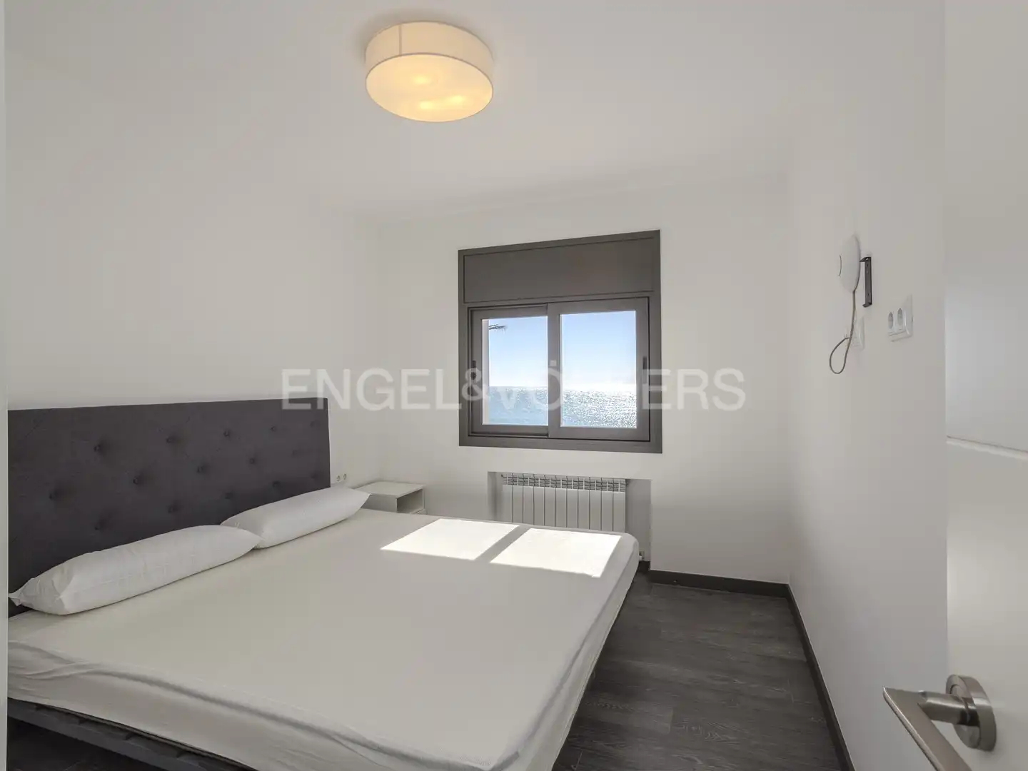 Bedroom of Houses for rent in Vilanova i la Geltrú  with Air Conditioner, Heating and Private garden