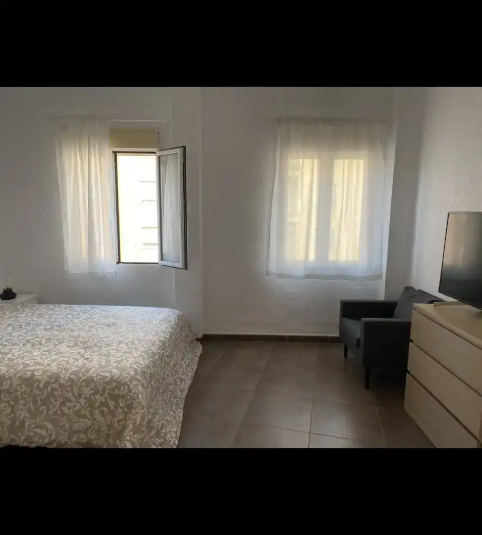 Schlafzimmer von Wohnung zum Verkauf in  Valencia Capital mit Klimaanlage und Balkon