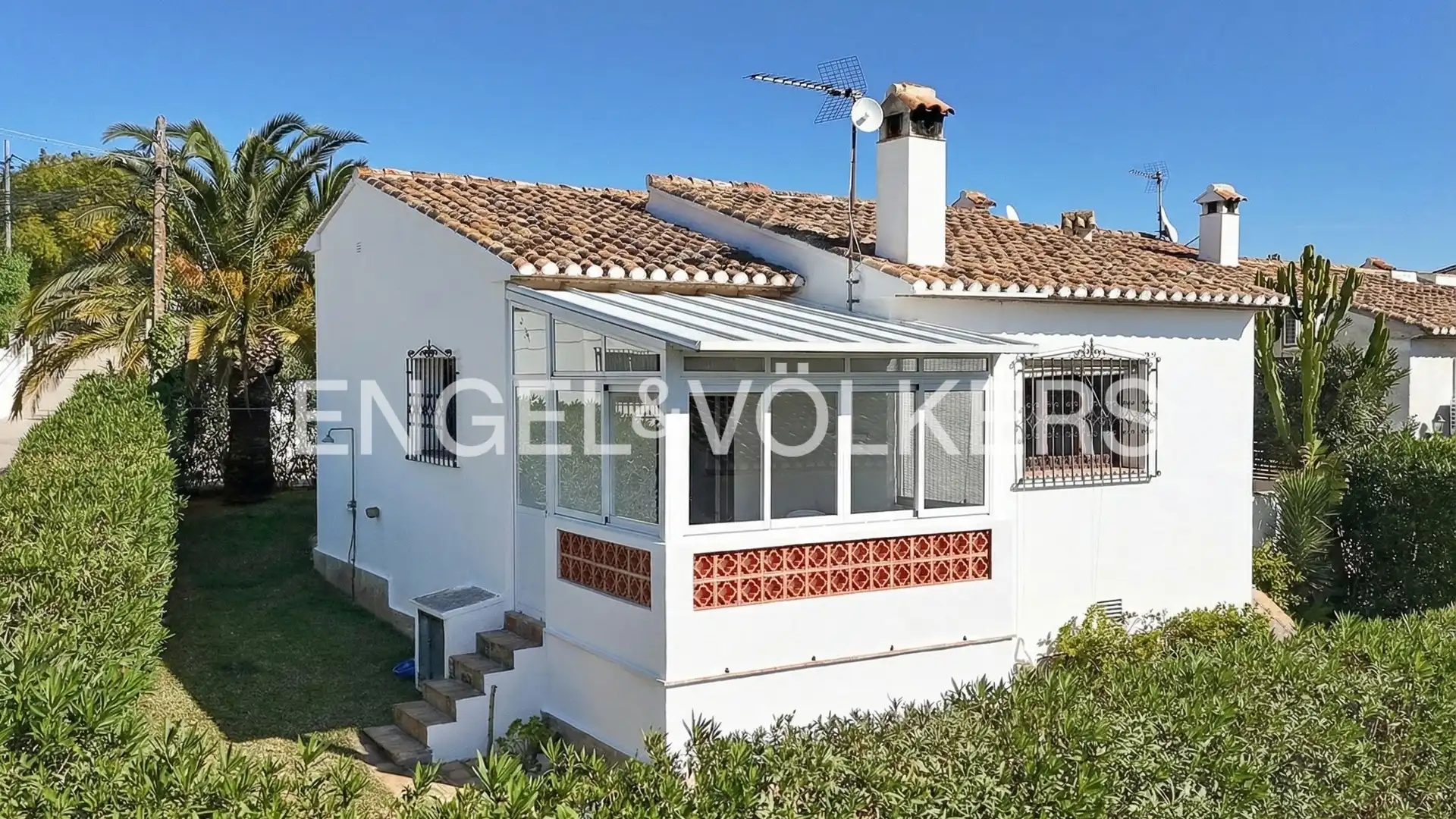 Vista exterior de Casa o chalet en venta en Dénia con Aire acondicionado, Calefacción y Jardín privado