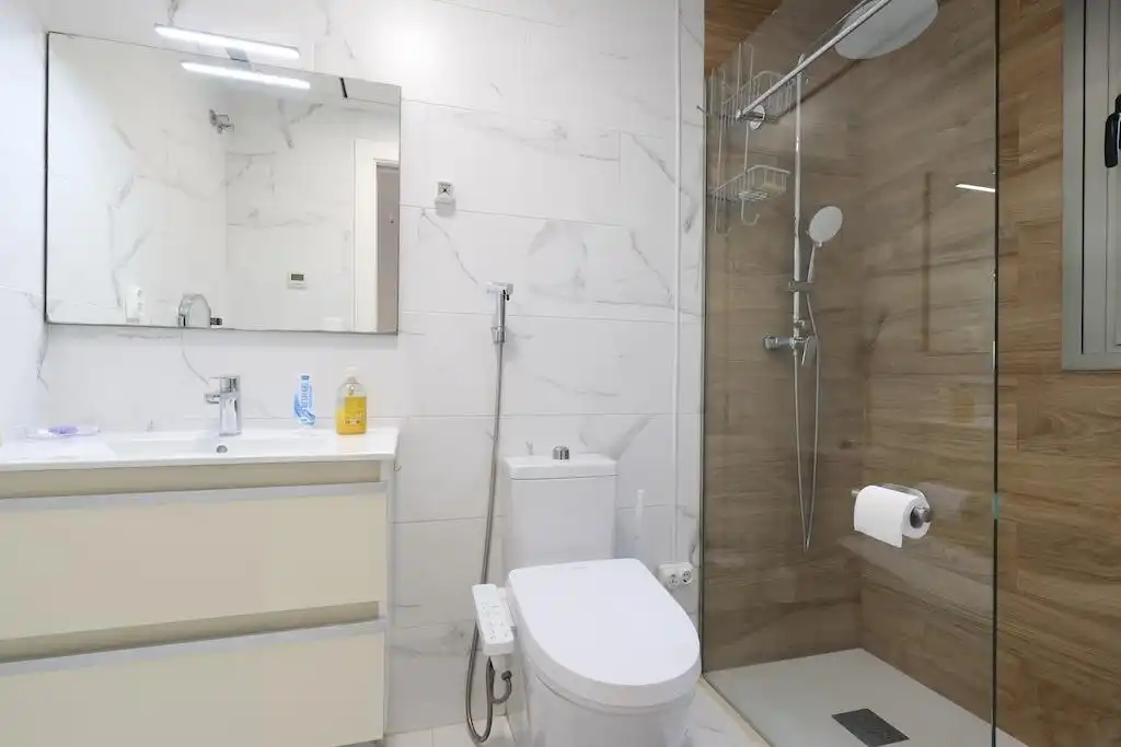 Bathroom of Houses for sale in Orihuela Costa