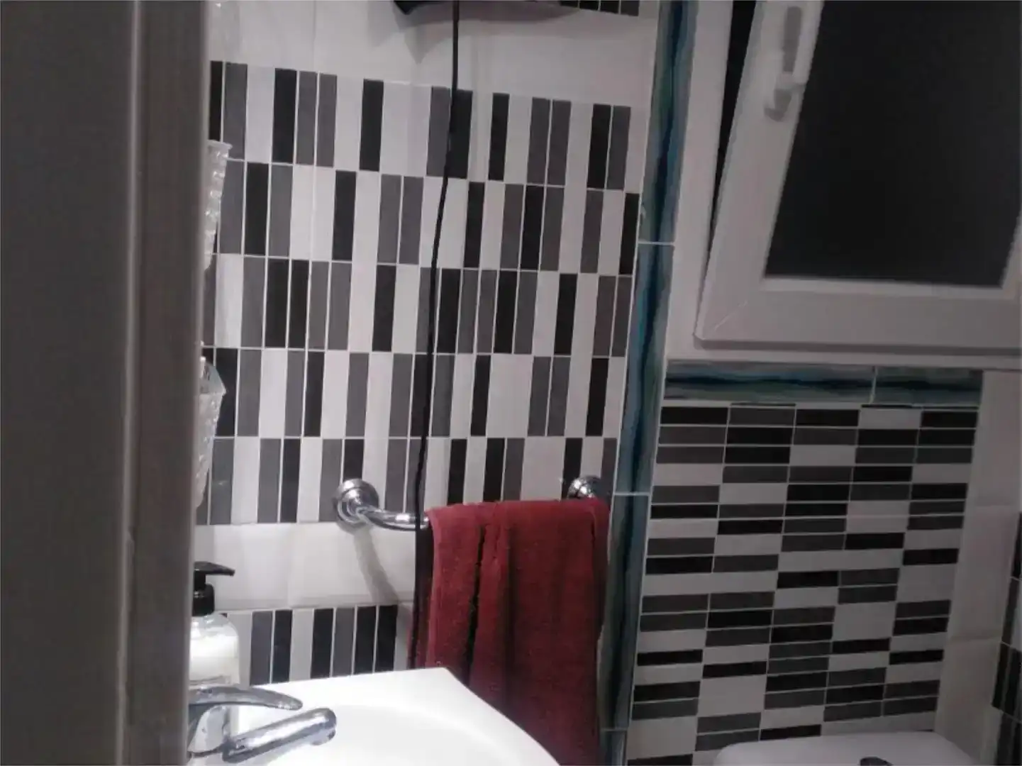 Badezimmer von Wohnung zur Miete in  Valencia Capital mit Balkon