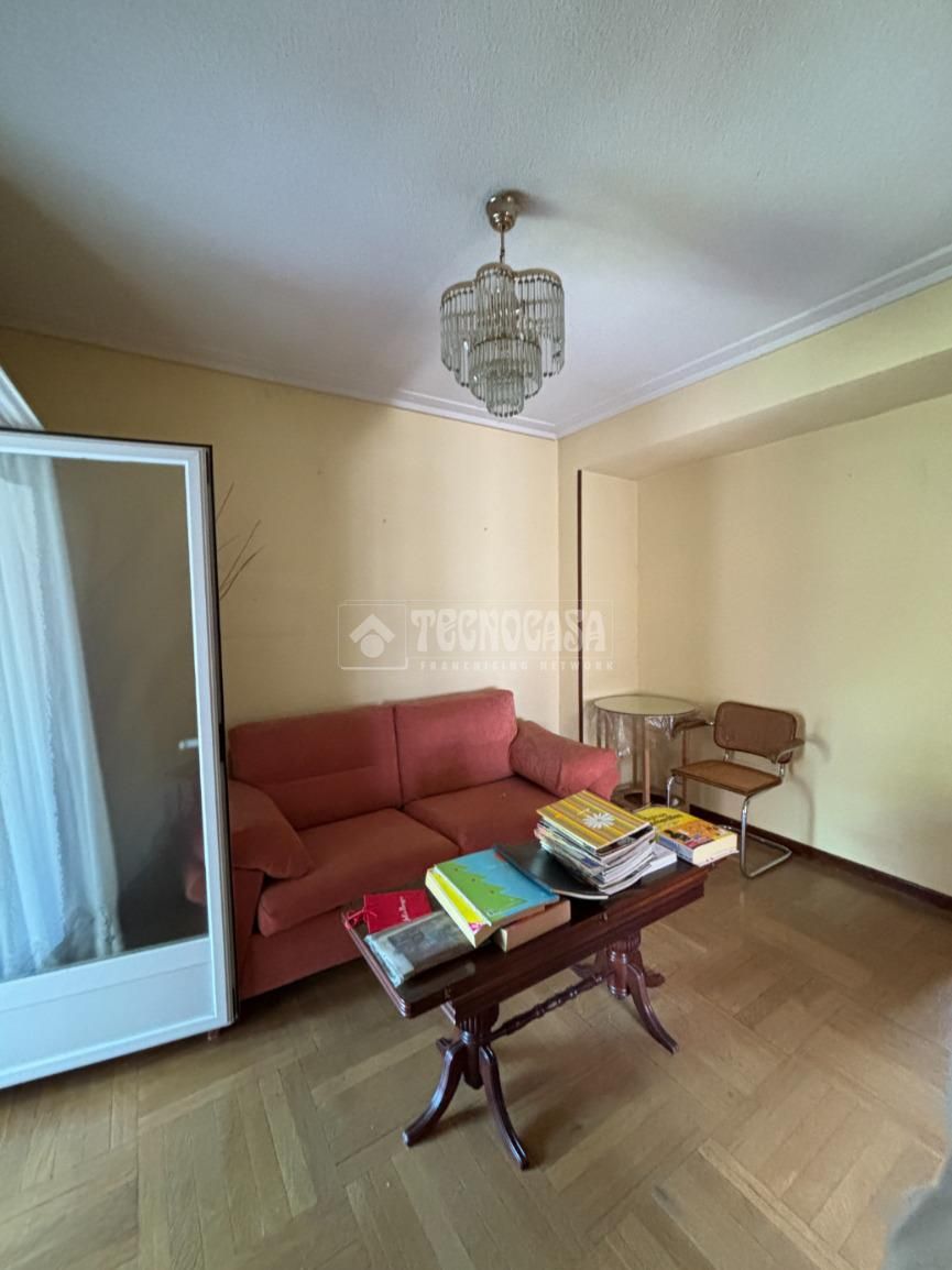 Sala d'estar de Pis en venda en  Madrid Capital amb Calefacció