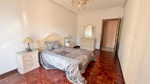 Foto 3 de Piso de alquiler en Gran Via,  Logroño