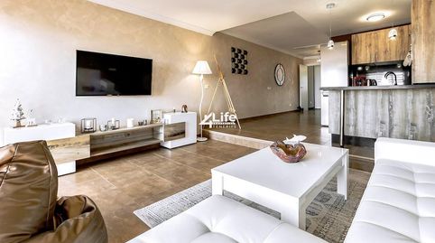 Foto 2 de Piso en venta en Torviscas Centro y Alto, Adeje