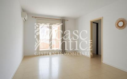 Bedroom of Flat for sale in  Barcelona Capital  with Air Conditioner and Balcony