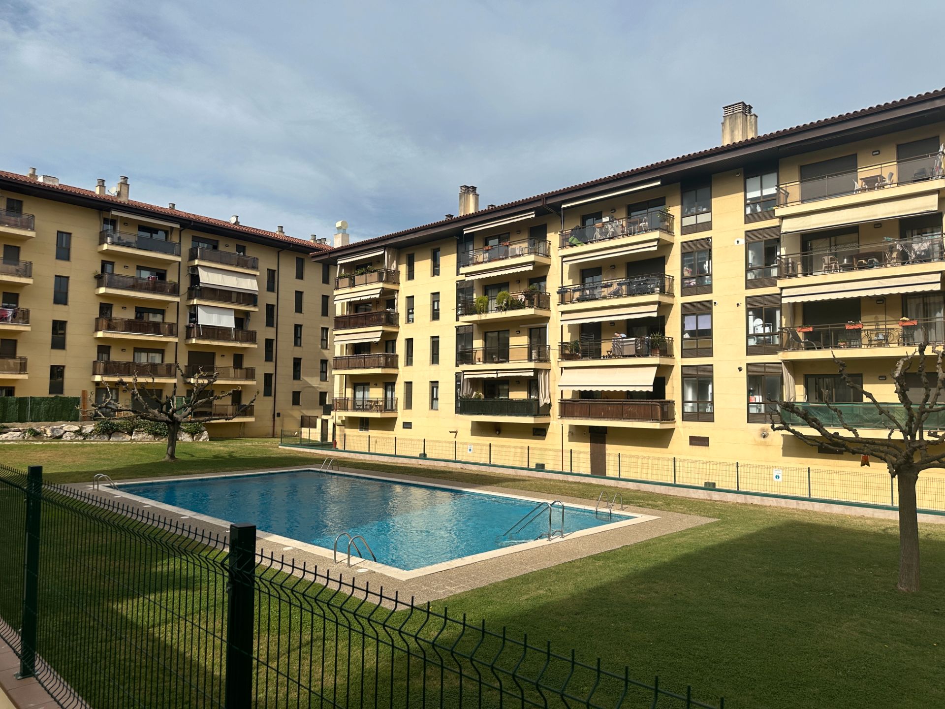 Swimming pool of Flat for sale in Girona Capital  with Heating, Oven and Balcony
