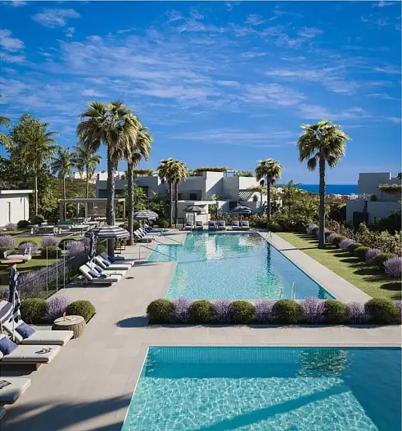 Apartamento con jardín en venta en Doña Julia Golf, imagen 2