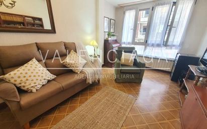 Exterior view of Flat for sale in Beasain  with Heating, Terrace and Balcony