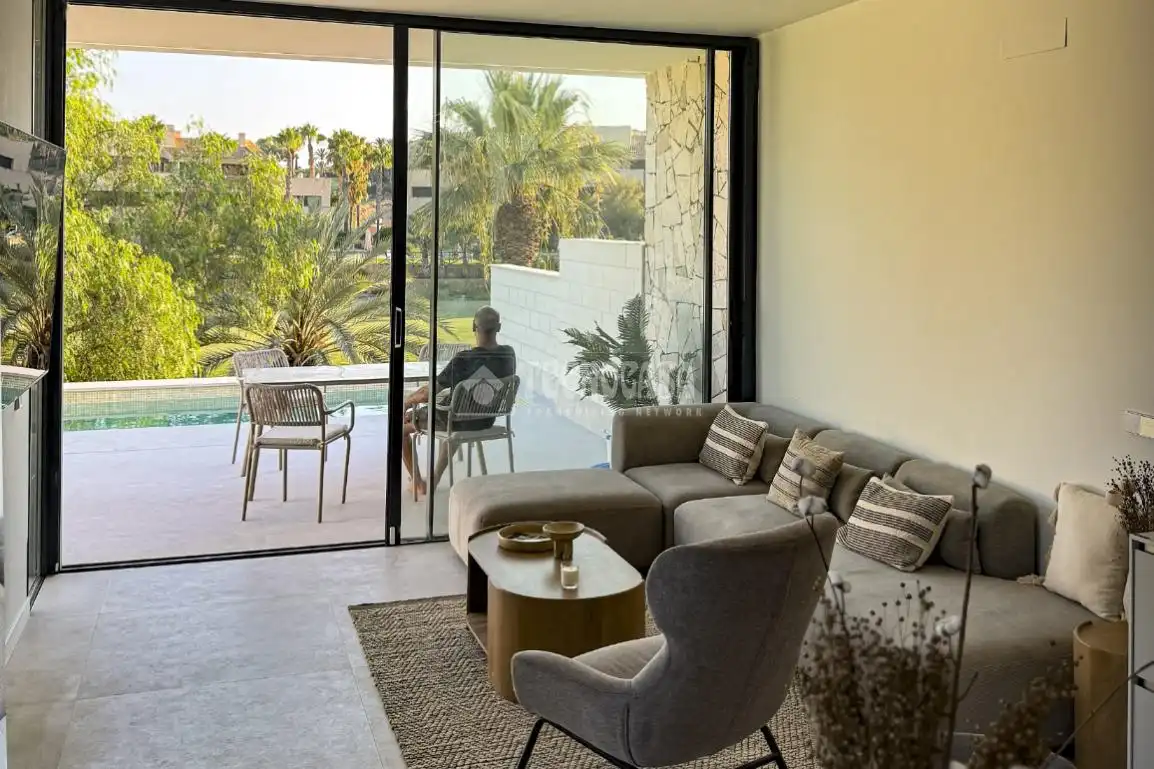 Sala d'estar de Casa adosada en venda en Vera amb Jardí privat, Terrassa i Piscina
