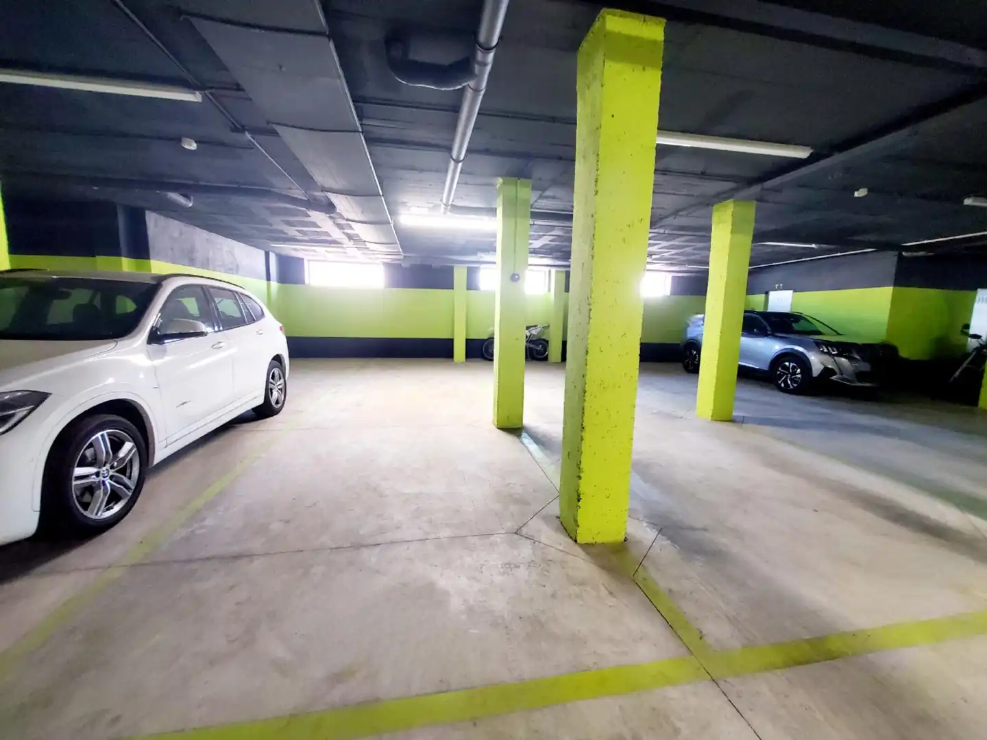 Parking of Ground floor for sale in Fuengirola  with Air Conditioner, Heating and Terrace