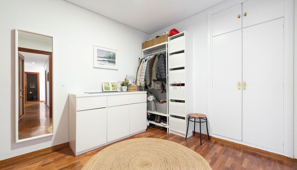 Apartamento de alquiler en Calle Prado del Rey, Pozuelo de Alarcón, Spain, 69, Prado de Somoaguas - Imagen 2