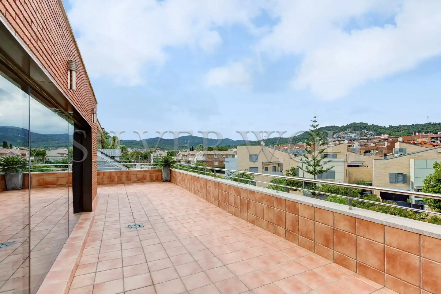 Terrassa de Casa o xalet en venda en Viladecans amb Aire condicionat, Calefacció i Jardí privat