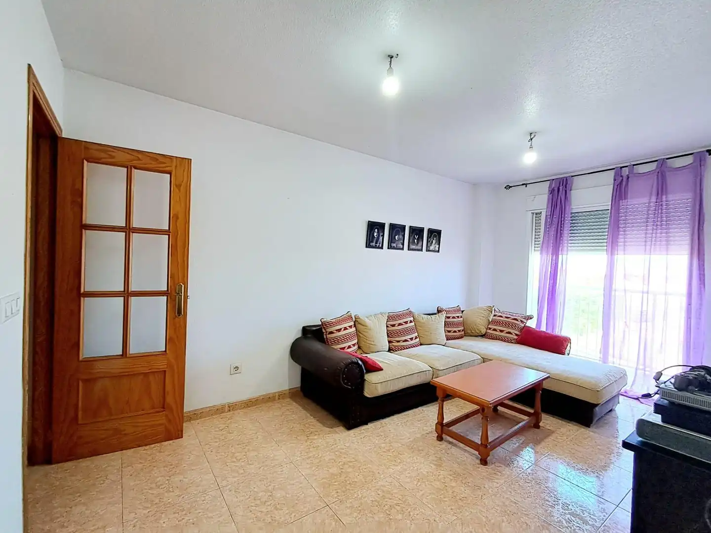 Sala de estar de Apartamento en venta en Águilas con Amueblado y Balcón