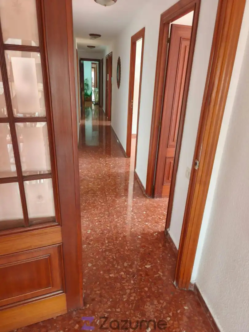 Wohnung zur Miete in Mislata mit Terrasse, Ofen und Waschmaschine