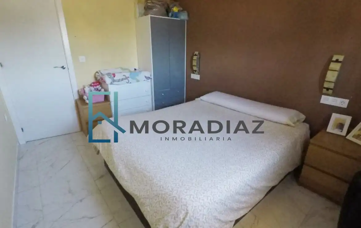 Habitación de Casa o chalet en venta en Don Benito con Aire acondicionado, Calefacción y Jardín privado