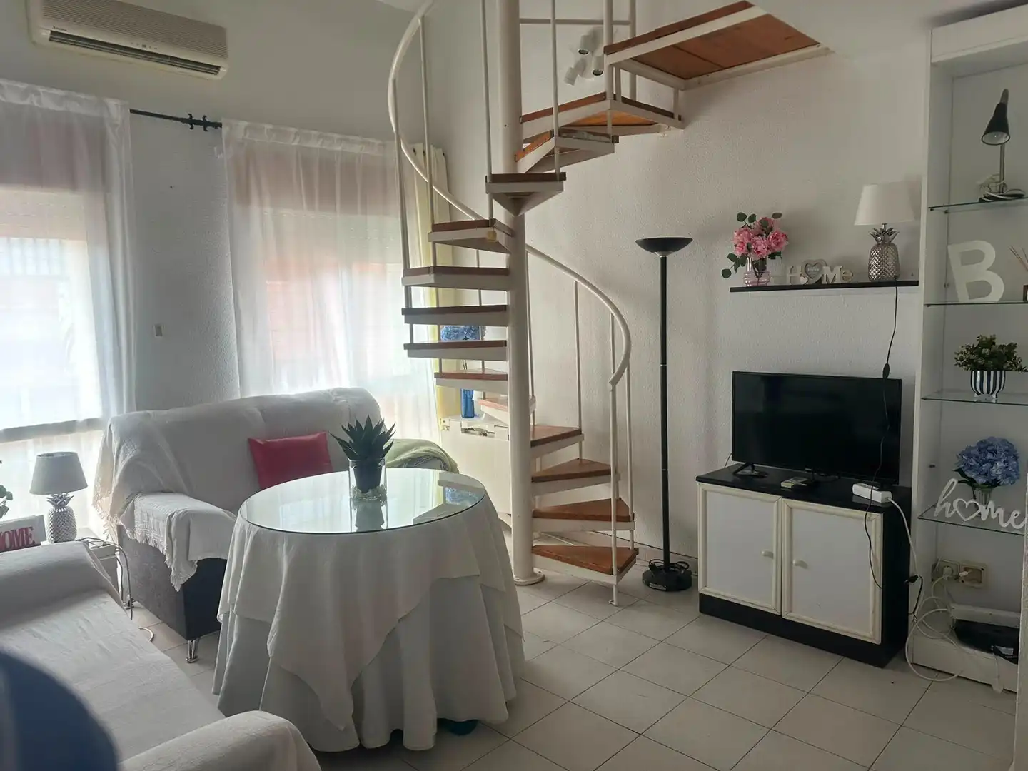 Sala d'estar de Apartament en venda en Murcia amb Aire condicionat, Calefacció i Moblat