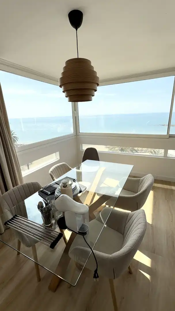 Menjador de Apartament de lloguer en Marbella amb Aire condicionat, Calefacció i Piscina