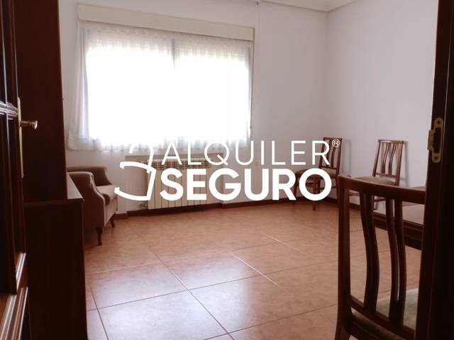 Piso en Alquiler en Ledesma en Ventas