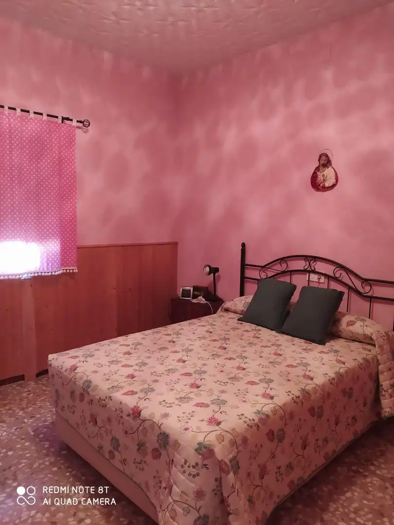 Dormitori de Casa o xalet en venda en Villamayor de Calatrava amb Jardí privat, Traster i Piscina