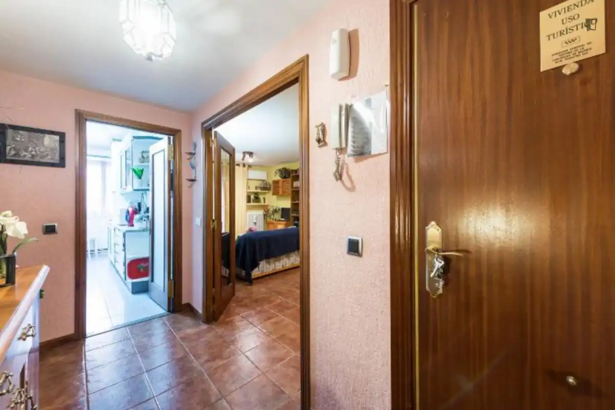 Apartments for rent in Madrid  with Air Conditioner, Heating and Furnished