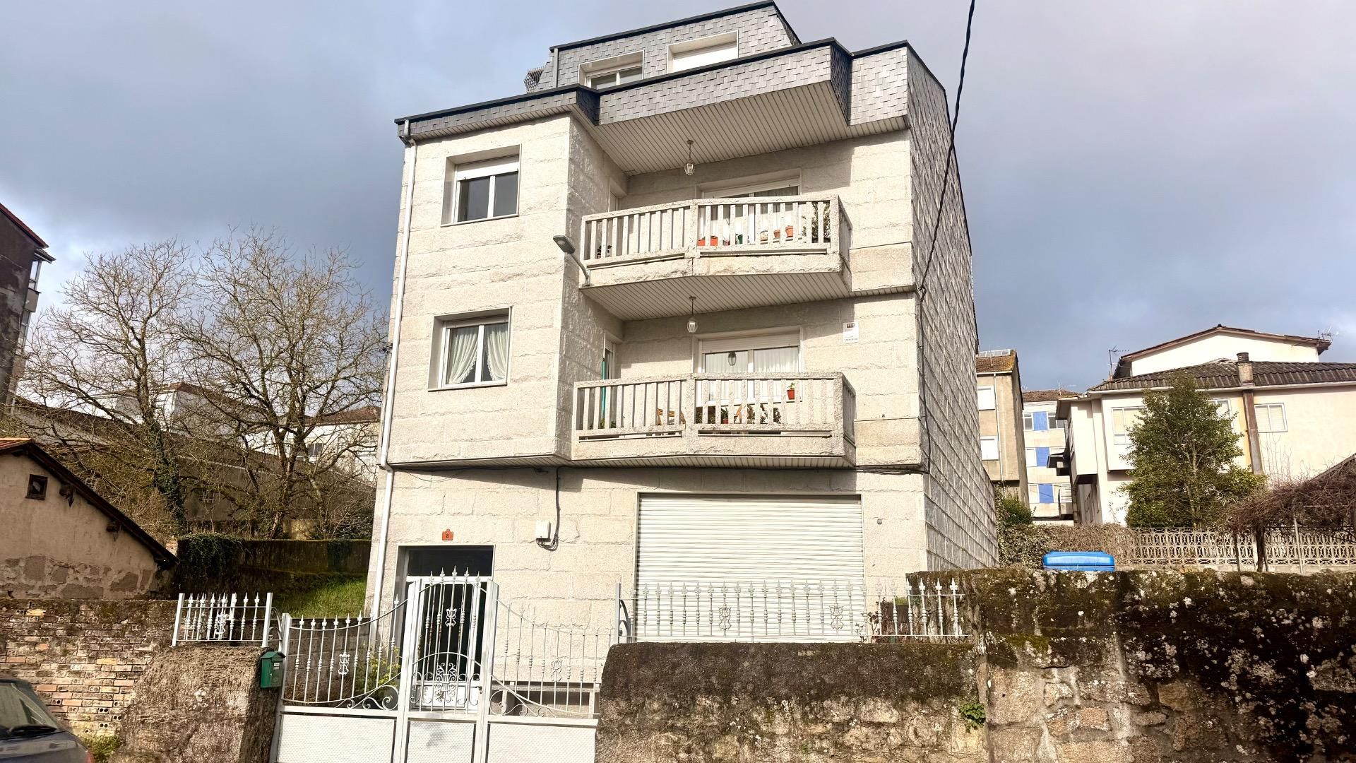 Vista exterior de Piso en venta en Maceda con Trastero