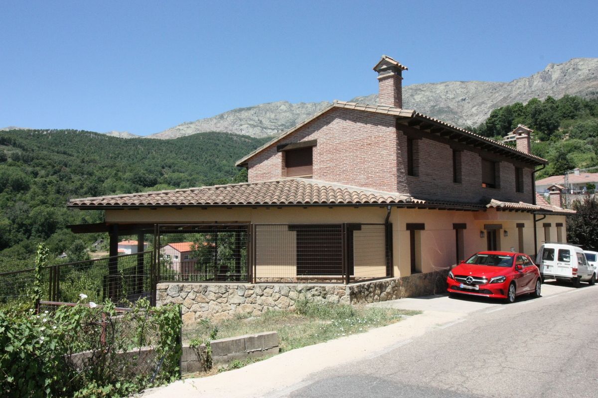 Exterior view of House or chalet for sale in El Arenal   with Heating, Private garden and Parquet flooring