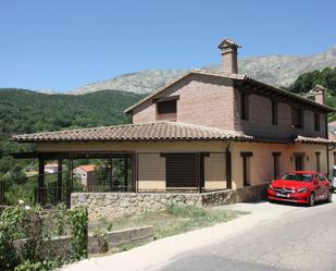 Vista exterior de Casa o xalet en venda en El Arenal  amb Calefacció, Jardí privat i Parquet